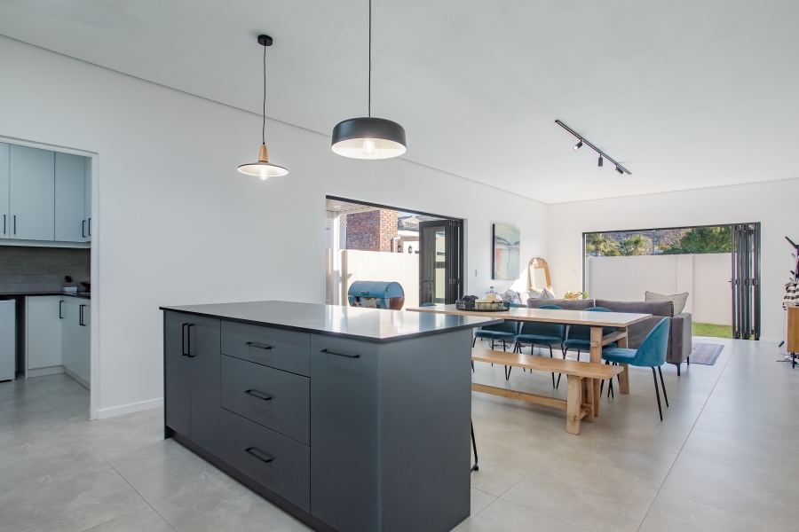 3 Bedroom Property for Sale in Honeydew Country Estate Western Cape